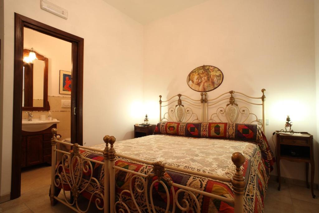 B&B Antico Carrubo Monopoli Habitación foto